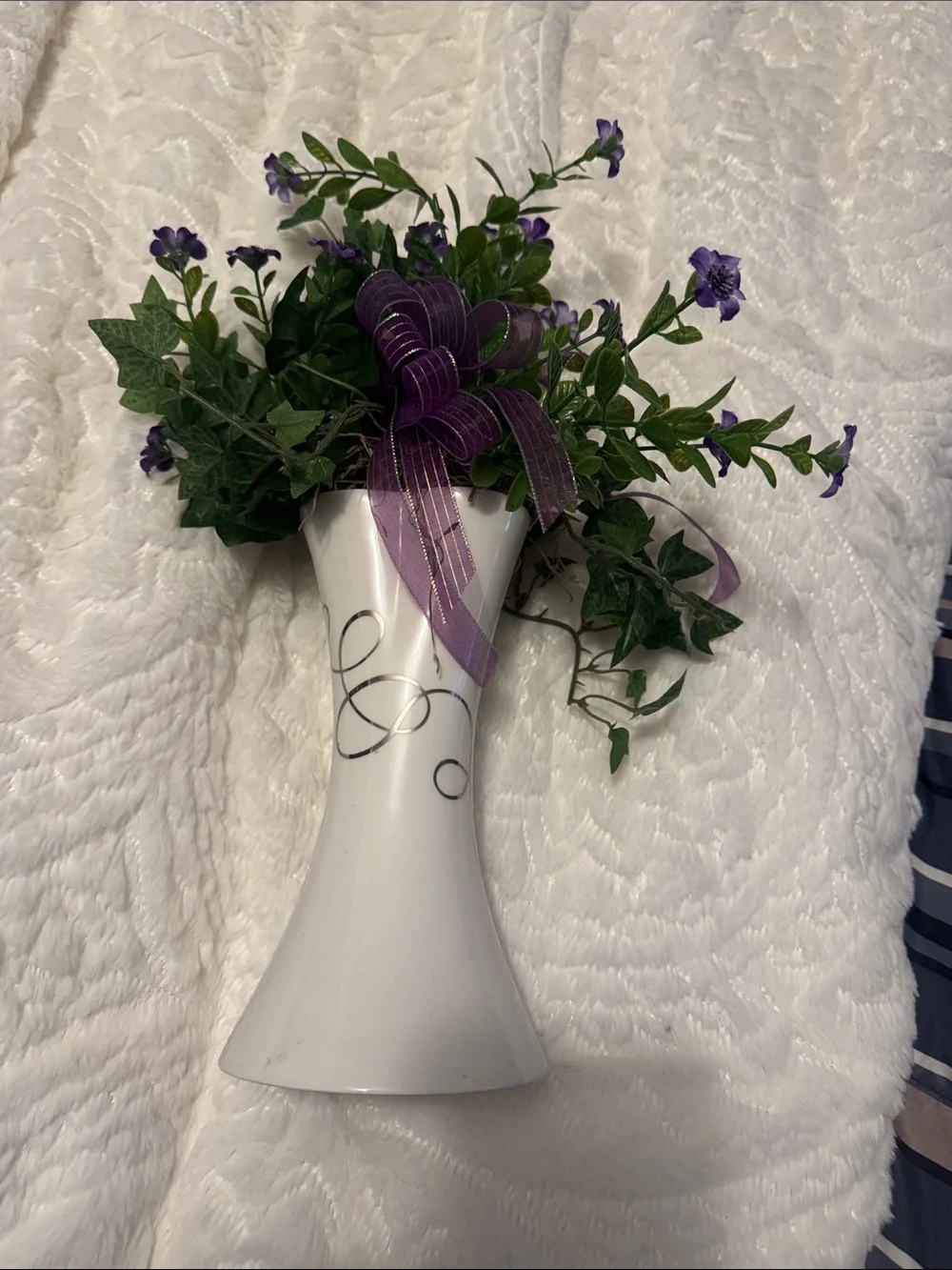 Decorative White Ceramic Vase with Purple Floral Accent